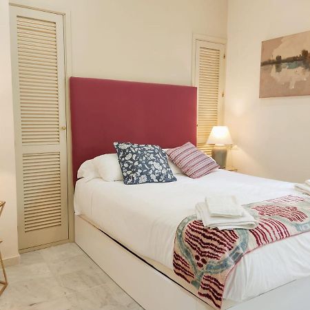 Homeyseville-Bright Apartment At Santa Cruz 4 Pax, Parking Optional Екстер'єр фото