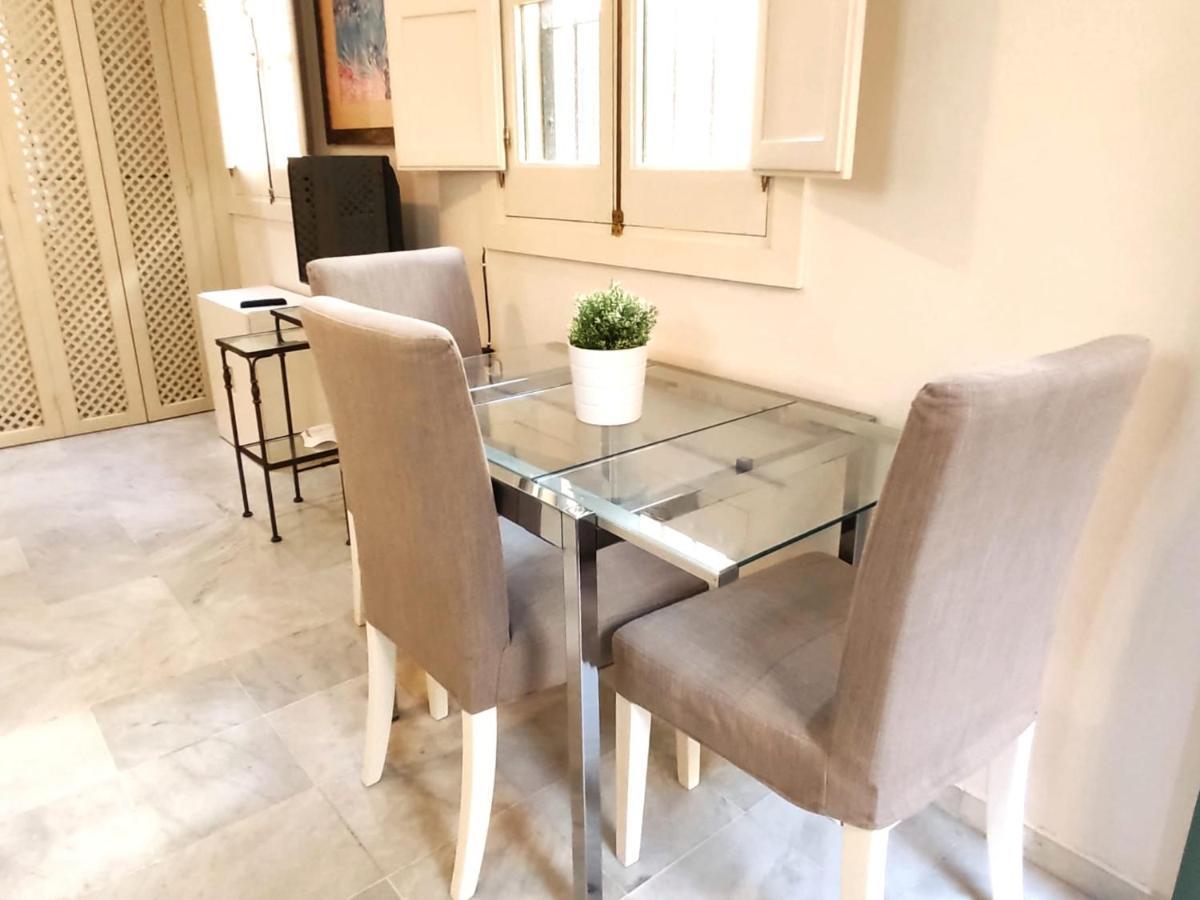 Homeyseville-Bright Apartment At Santa Cruz 4 Pax, Parking Optional Екстер'єр фото