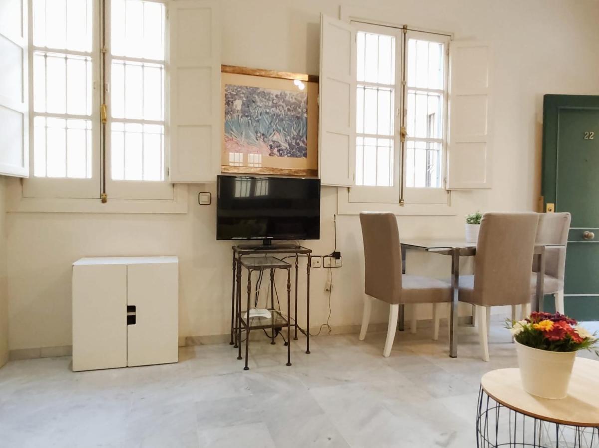 Homeyseville-Bright Apartment At Santa Cruz 4 Pax, Parking Optional Екстер'єр фото